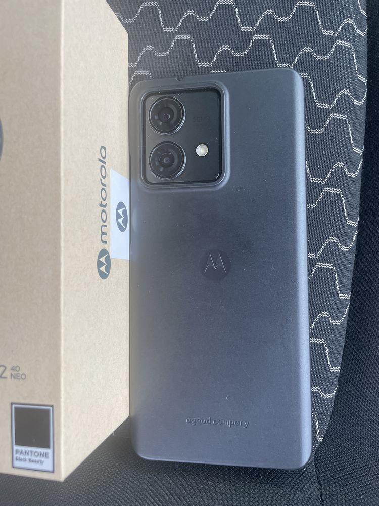 Motorola edge 40 neo 12/256