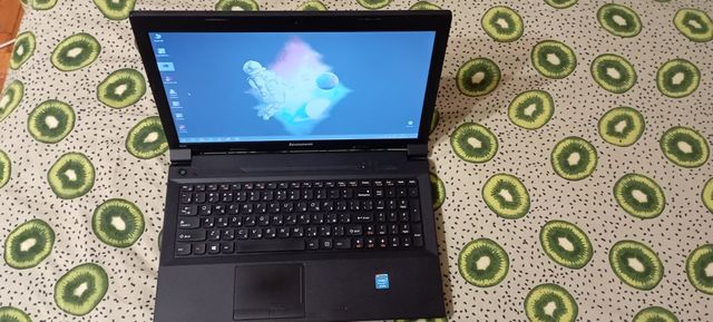 Ноутбук Lenovo B590