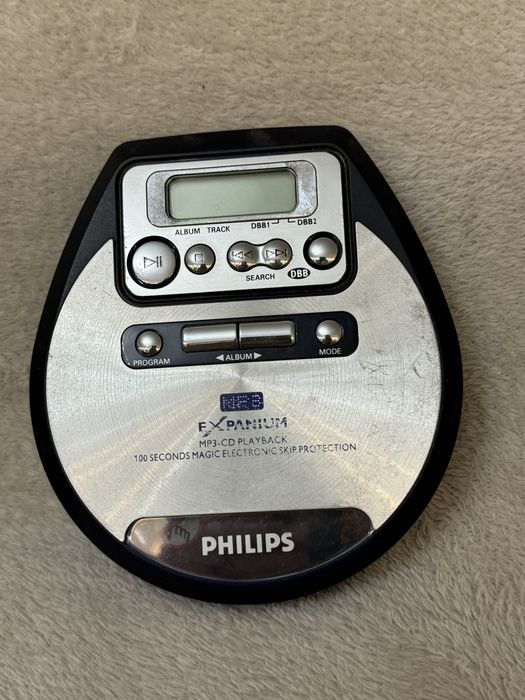 Робочий портативний MP3-CD-плеєр Philips EXP 220 Expanium