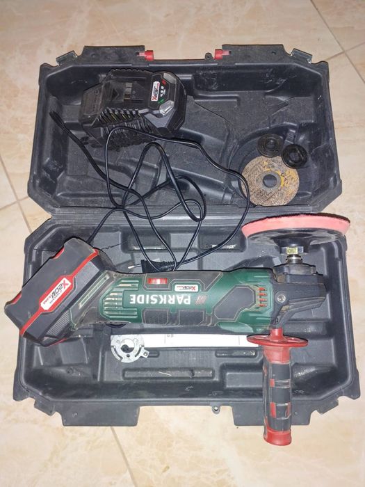 Акомуляторна шліфовочна машинка