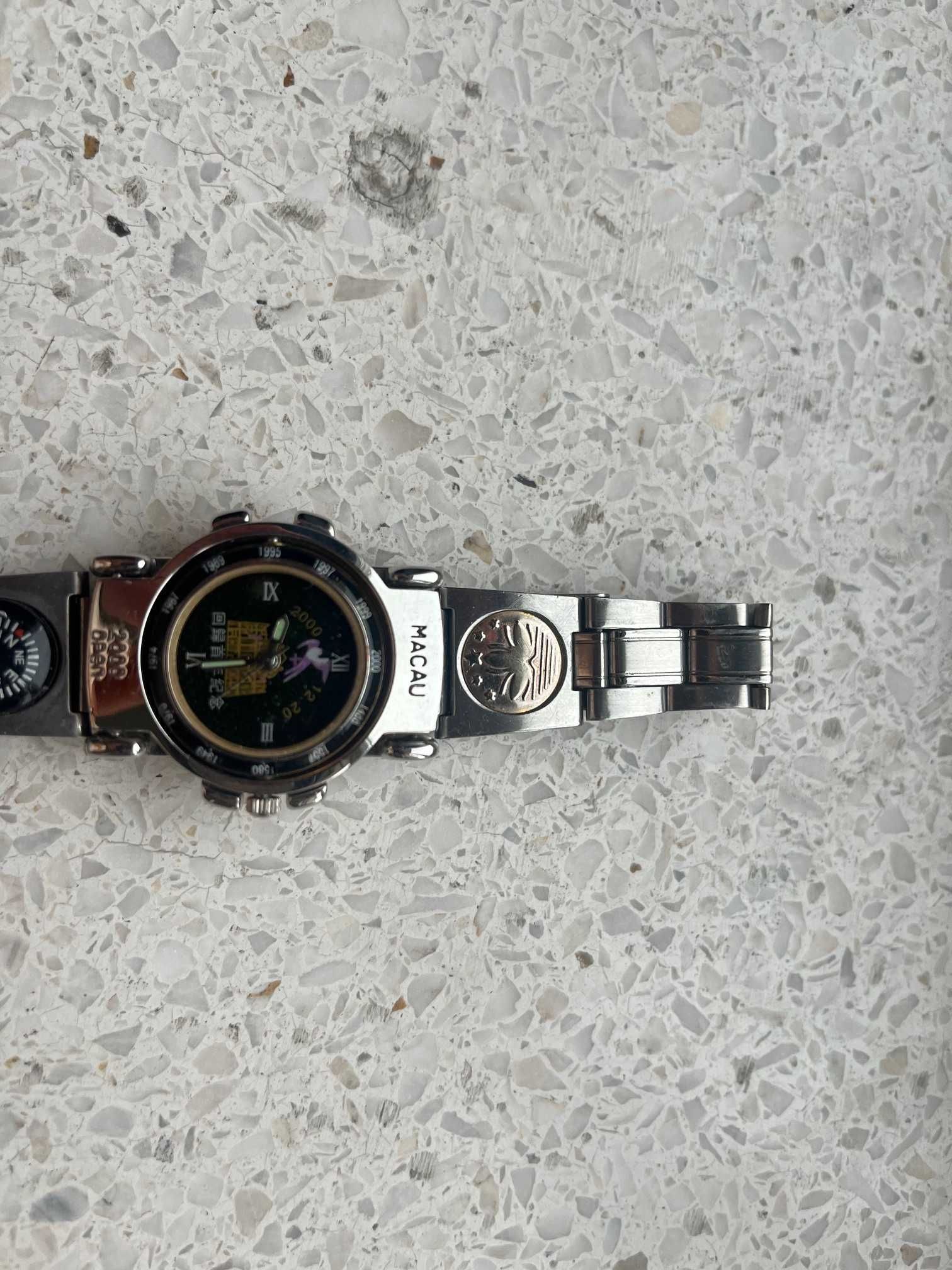 zegarek MACU 2000