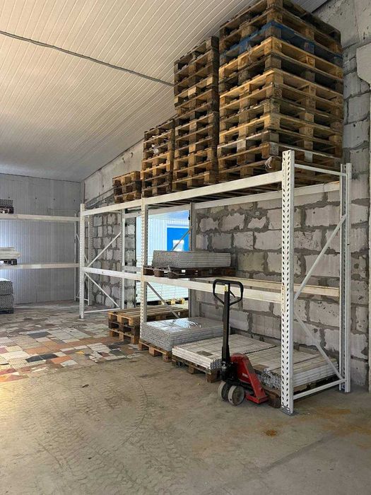 Стелажі палетні бу Київ. Металеві стелажі, стелаж на склад, гараж