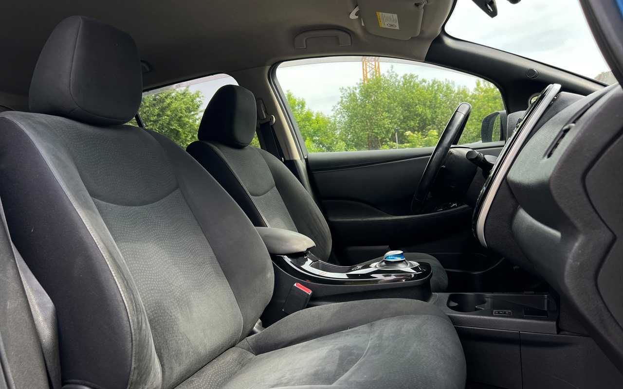 Nissan Leaf 2014