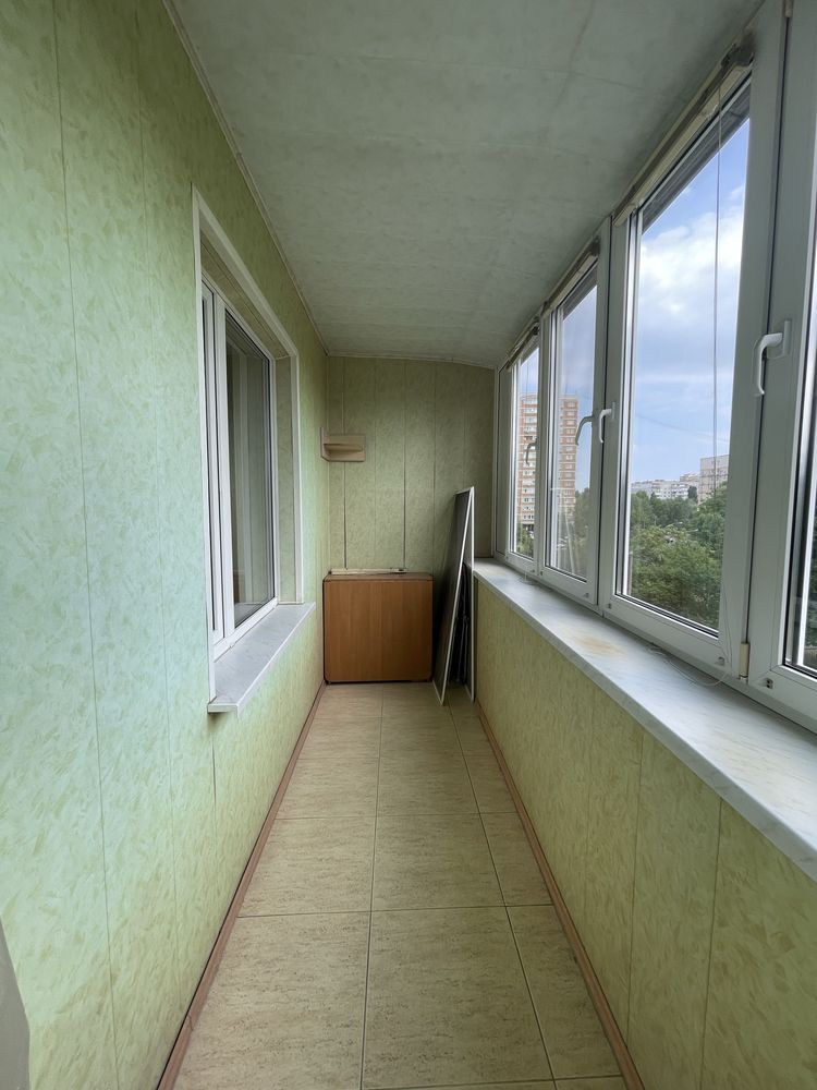 Продаж 2 х кімн квартири 53 м2  центр Вишневевого