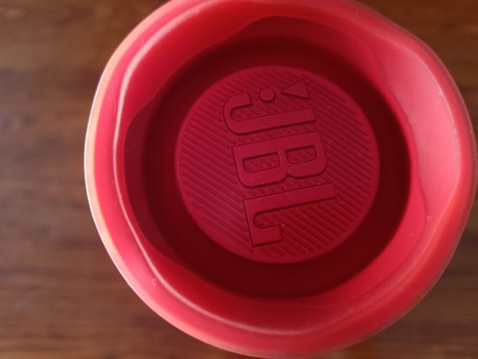 Coluna JBL Charge 4