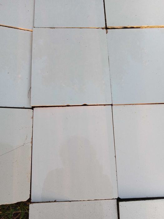 Wieńczenie pieca kaflowego i kafelki z firmy Velten dla wymagających