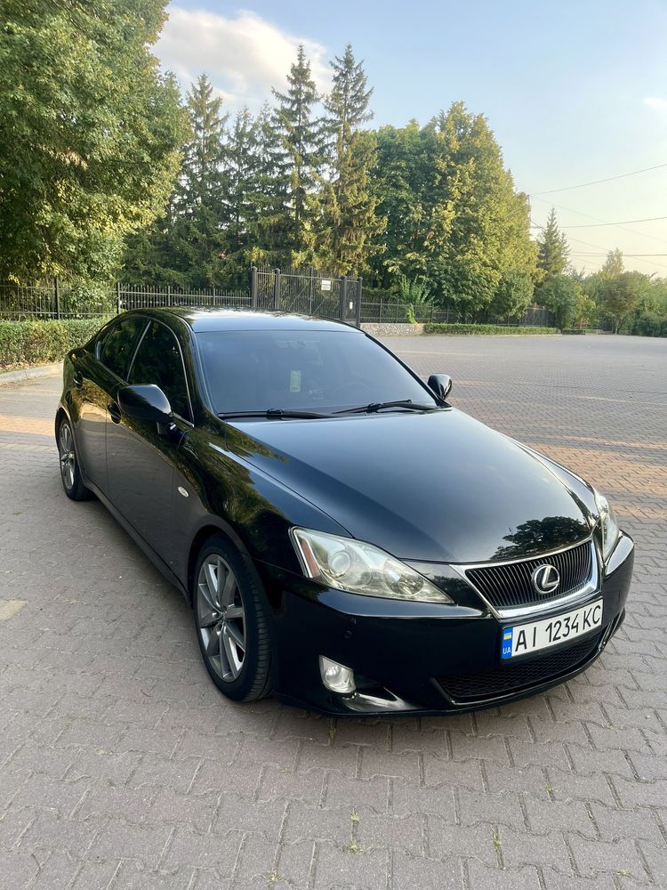 Lexus IS 300.Живий Араб