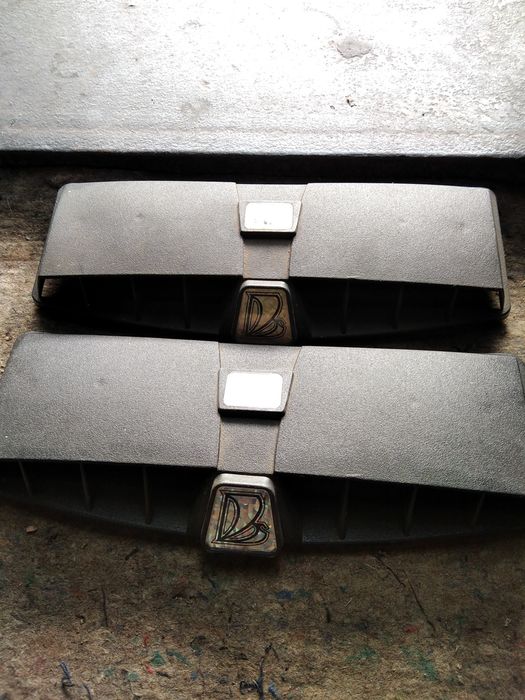 Продам пластмасові аксесуари та карти на ВАЗ