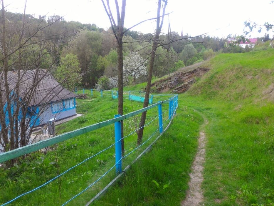 Продається дом, врємянка, літня кухня