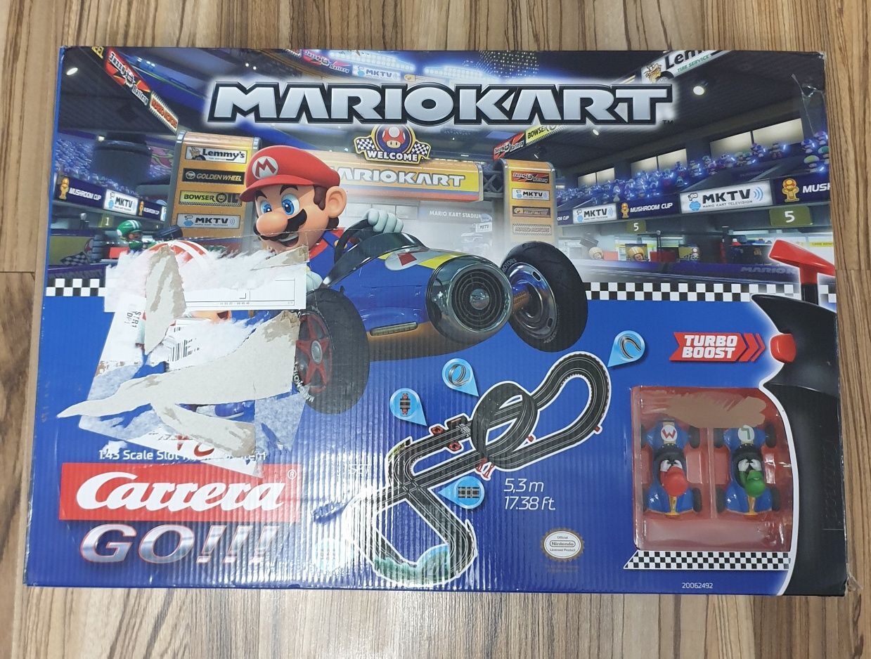 Tor samochodowy mariokart Carrera