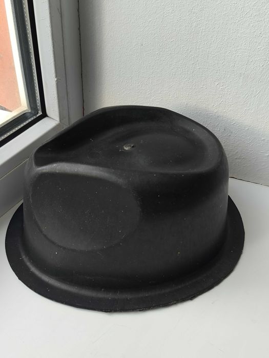 Підставка для підтримки, зберігання шляпи, капелюха