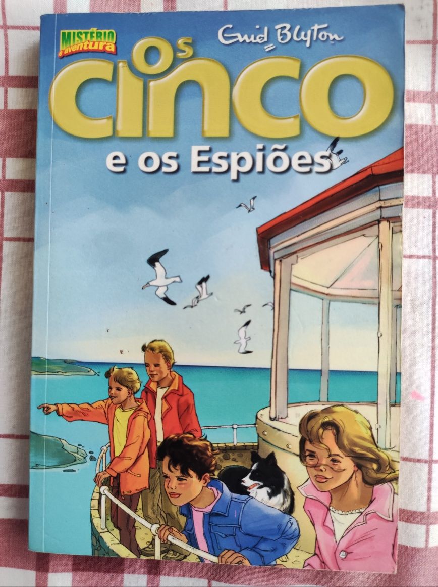 Livros diversos para crianças/ jovens