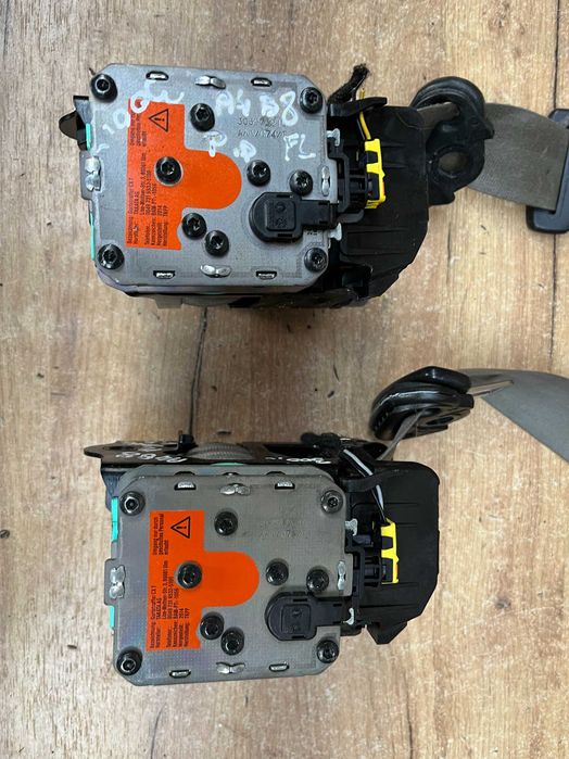 Pasy bezpieczeństwa przednie Audi A4 B8 Lift