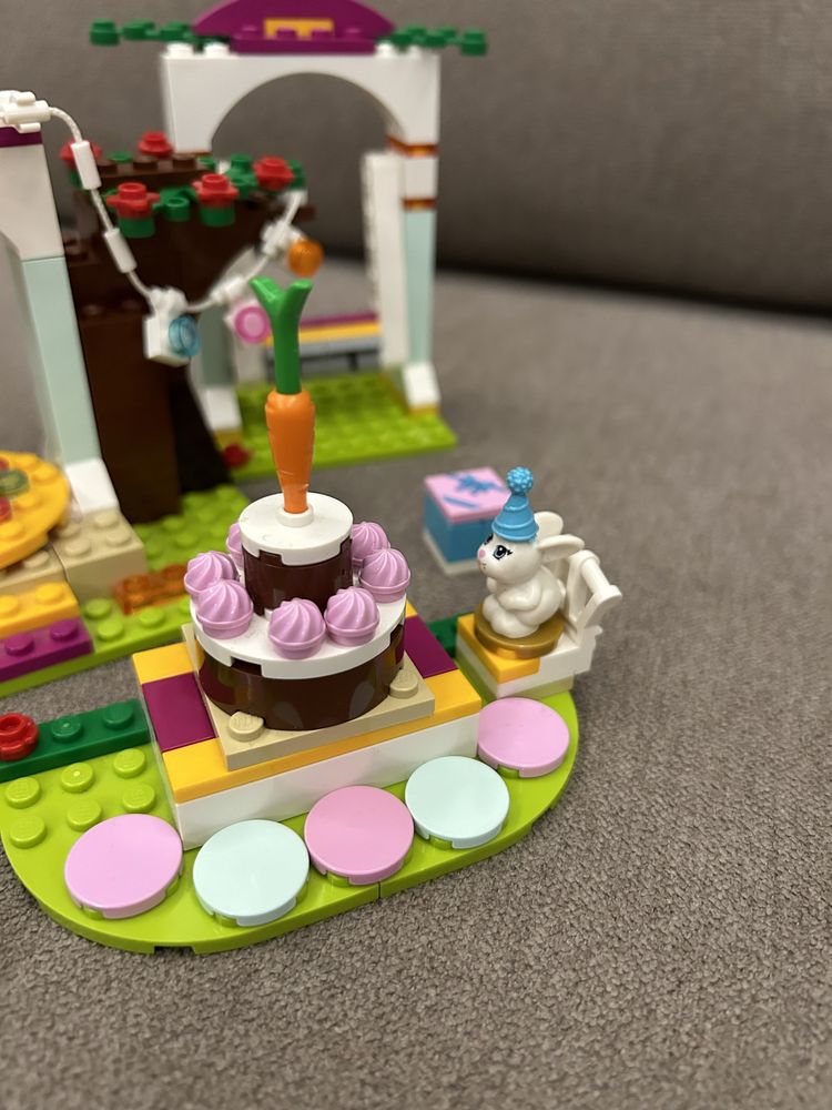 Lego 41110 день народження з кроликом в пташкою Friends