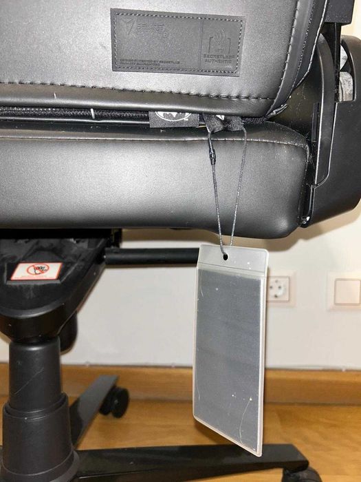 Cadeira Secret Lab TITAN Evo Batman Edition