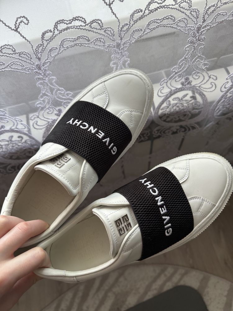 GIVENCHY оригінальні кеди