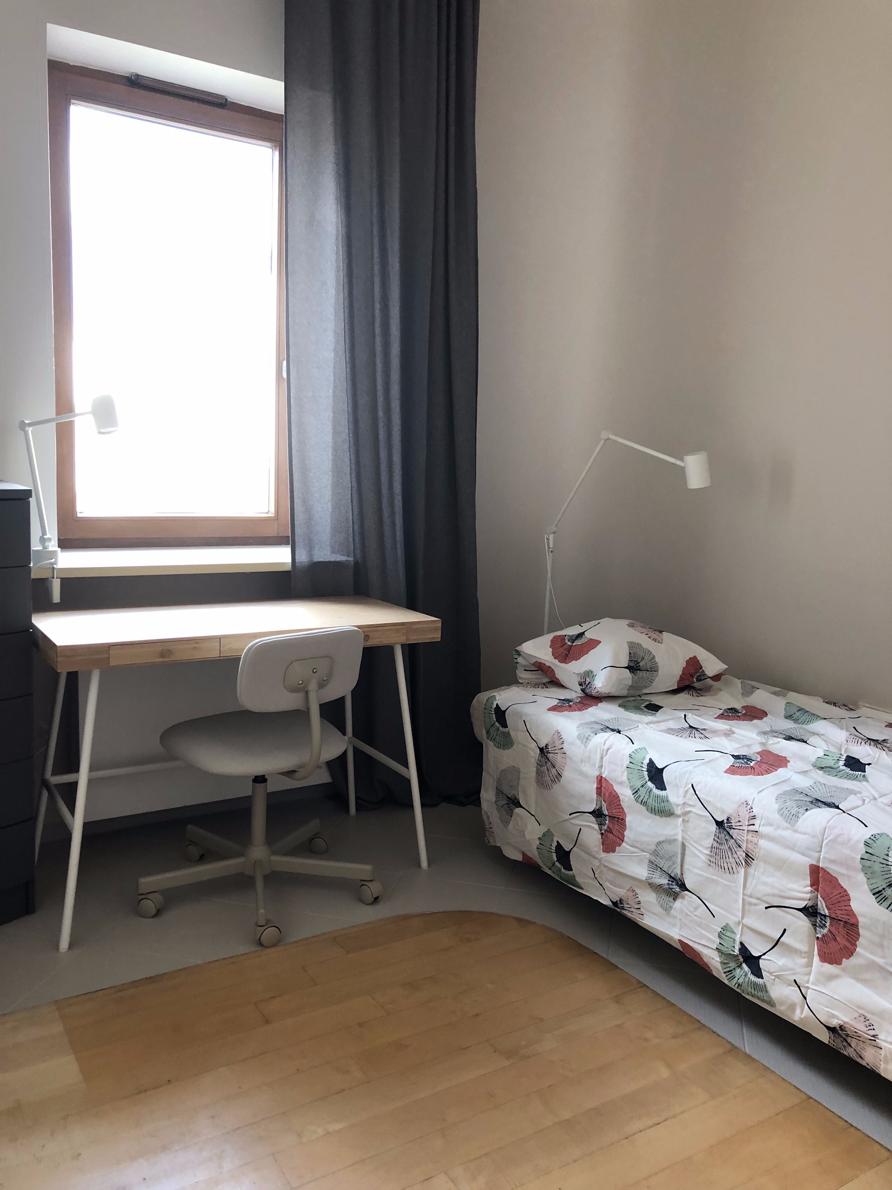 Jasne, ciche pokoje w otoczeniu zieleni