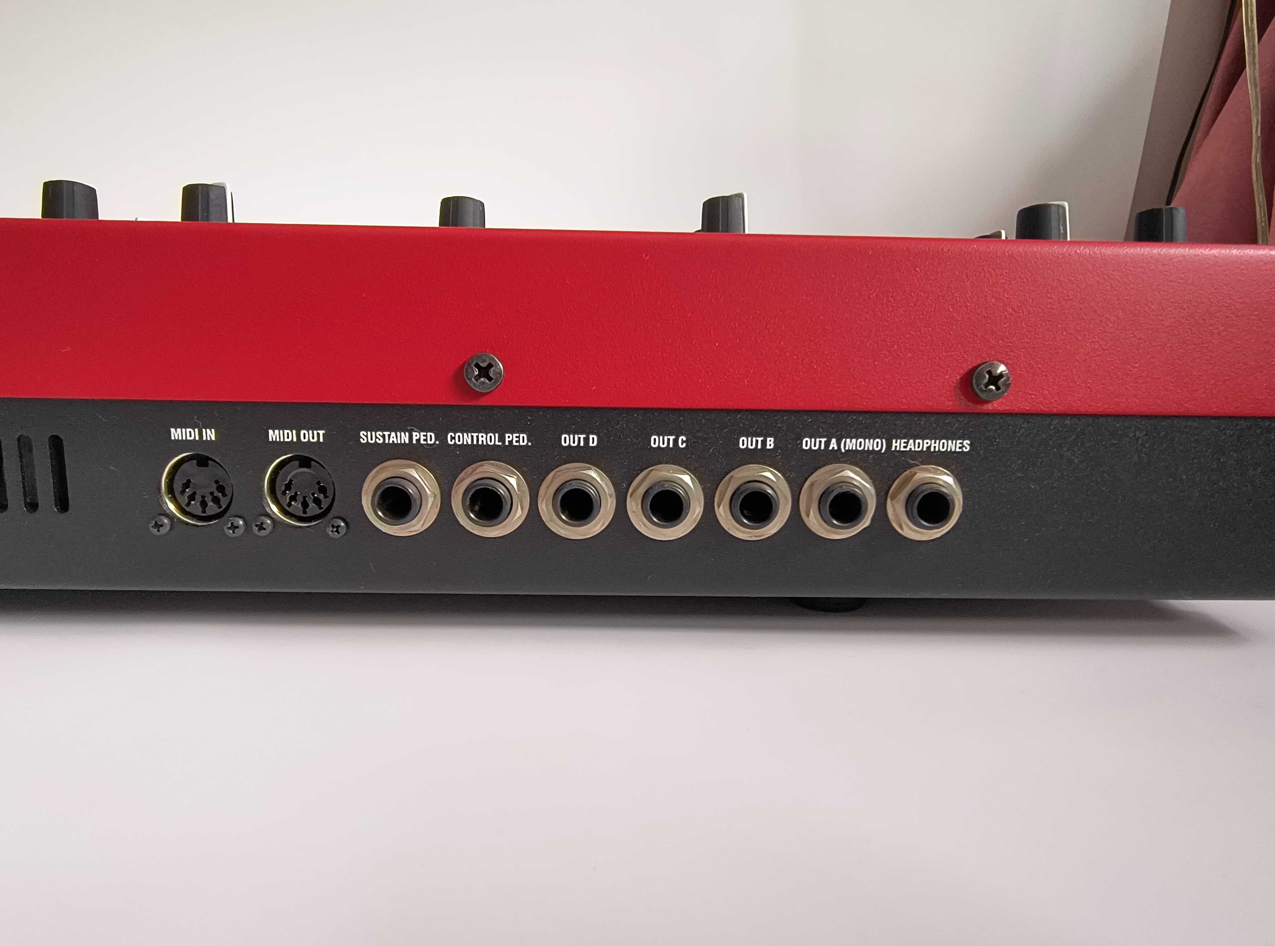 Syntezator Nord Lead 2x, jak nowy