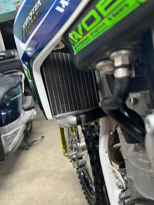 Husqvarna FC 350 KTM SXF exc honda crf Suzuki rmz Yamaha yzf kawasaki