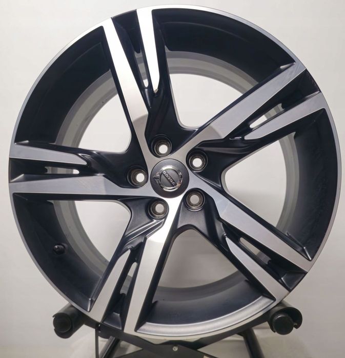 FELGI ALUMINIOWE VOLVO OE 31423931 7,5x19 5x108 ET 50,5