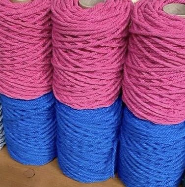 Fio mecrame 5mm +_ 70 mt 320 gr , 3,50€ fabricado em Portugal