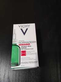Vichy Normaderm - сиворока для проблемної шкіри обличчя
