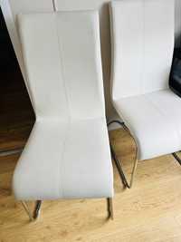 Krzesła białe, bardzo wygodne