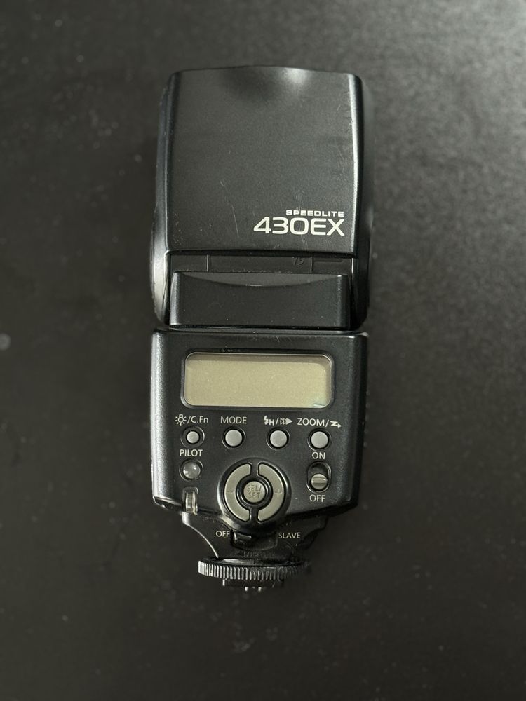 Спалах Canon Speedlite 430EX