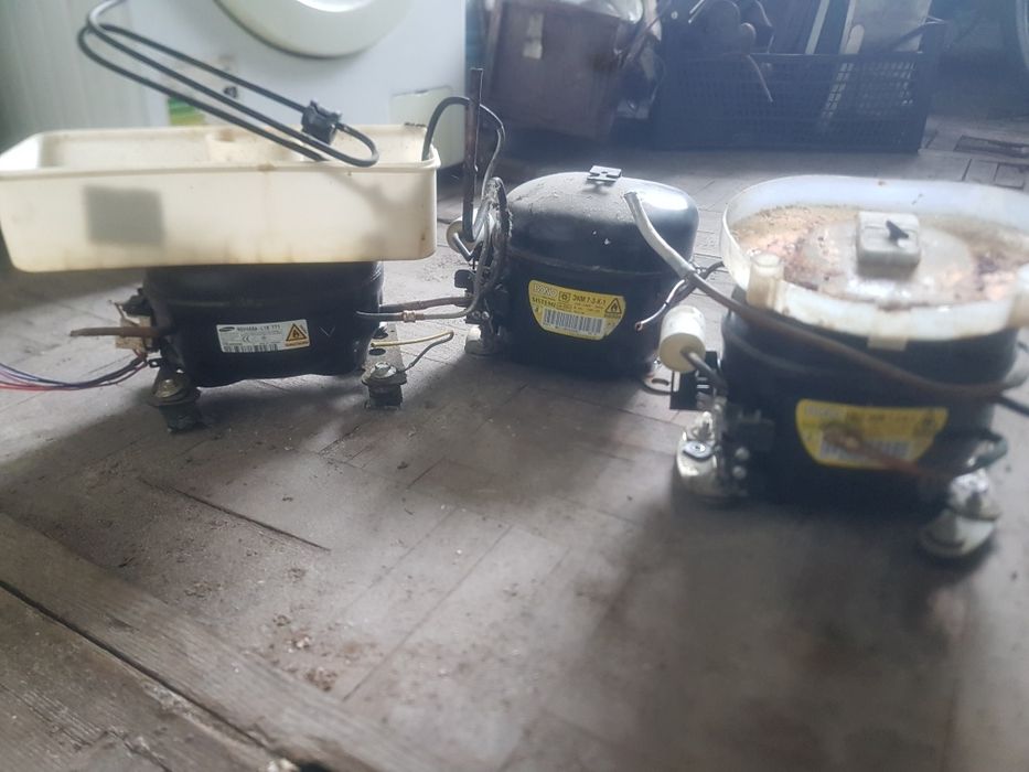 Компрессора разные на холодильник Samsung  и прочие