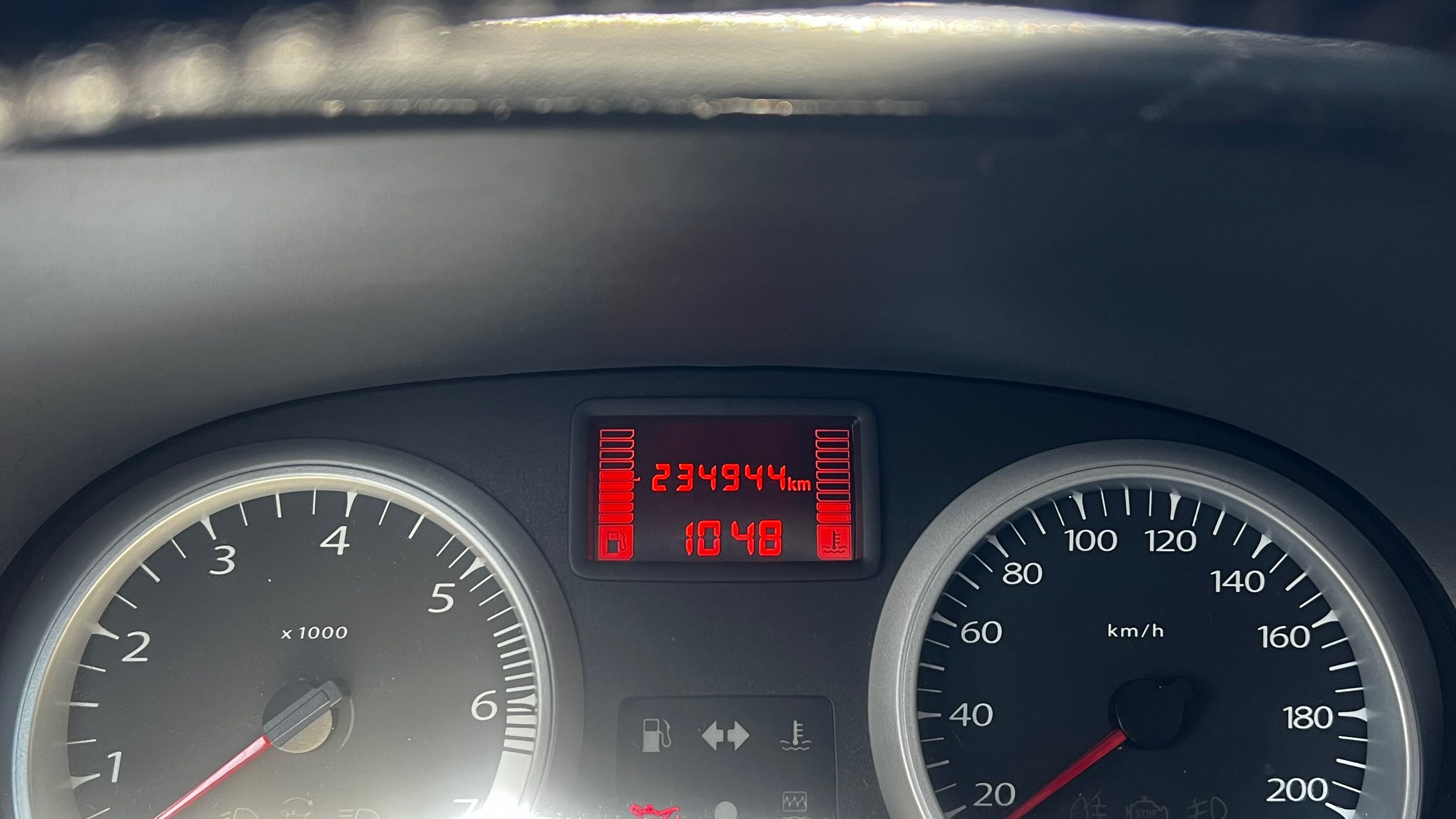 Dacia Duster 2013 г.в. 6MT