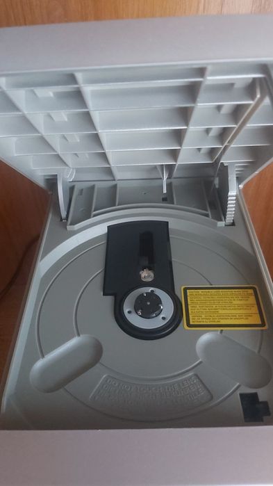 Мікрокомпонентна аудіо система. SAMSUNG MM-C6