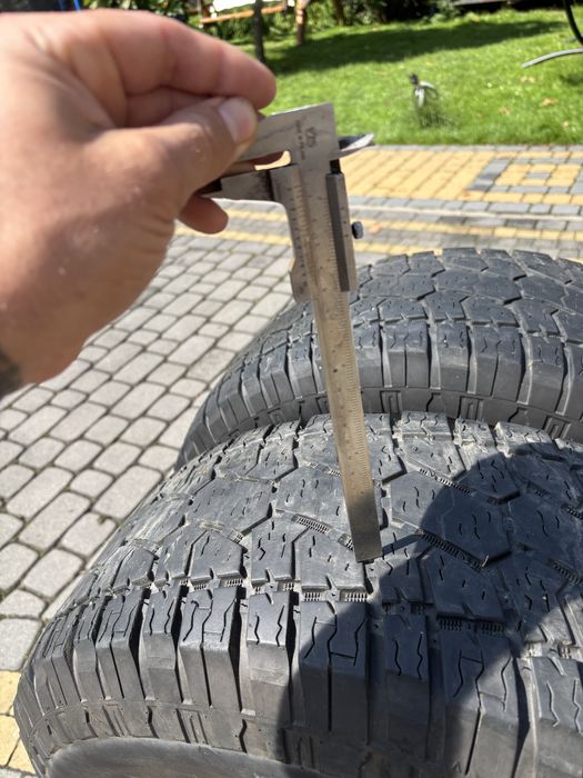 2 opony Renegade AT 265/70/17