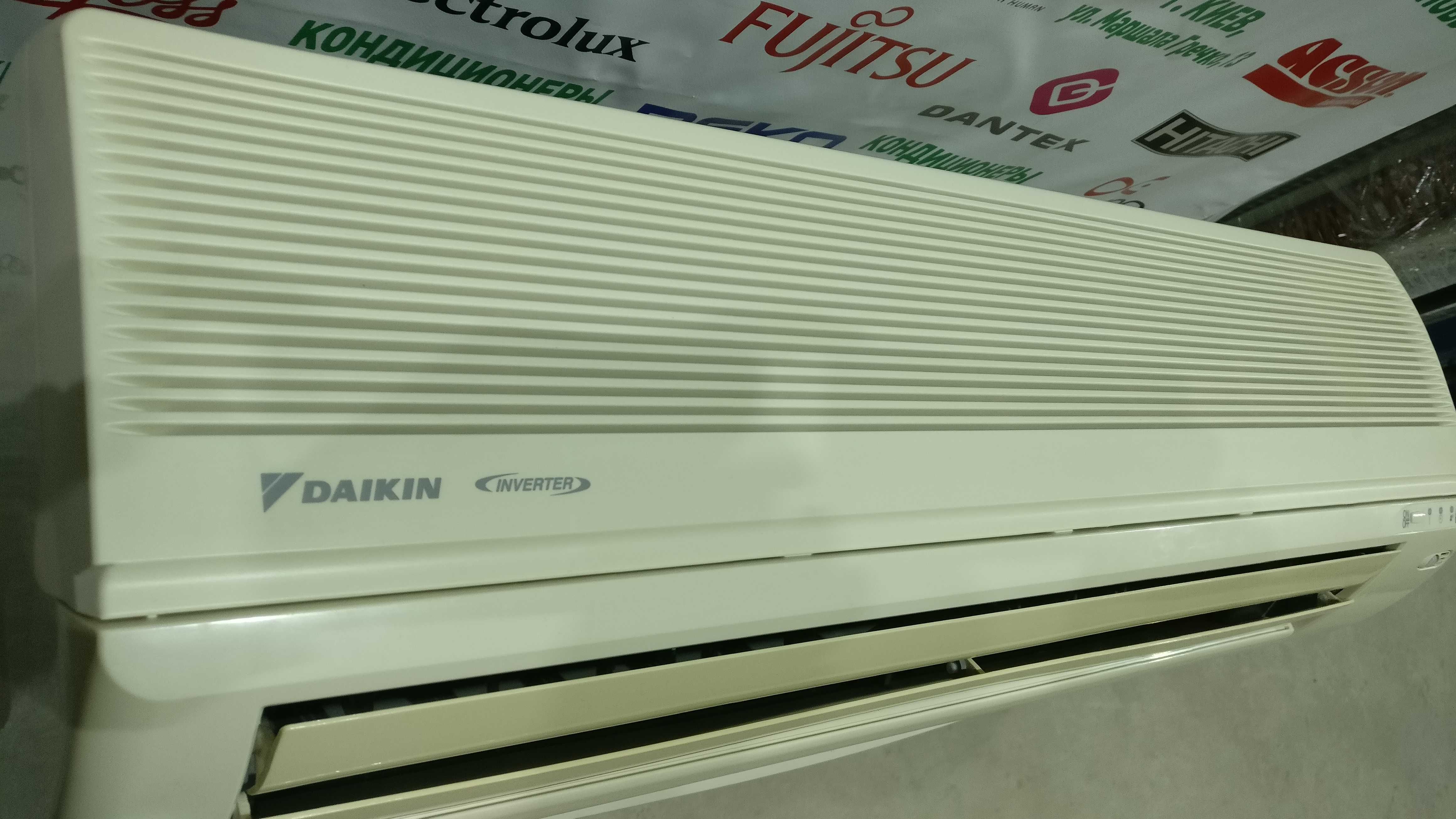 Кондиционер настенный инвертор Daikin FTX25JAV1NB б/у до 25 м2 монтаж