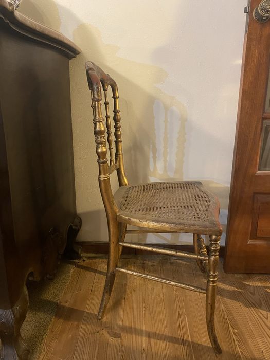 Excente Oportunidade!!! Cadeiras em Madeira,Estilo Arte Nova !!!