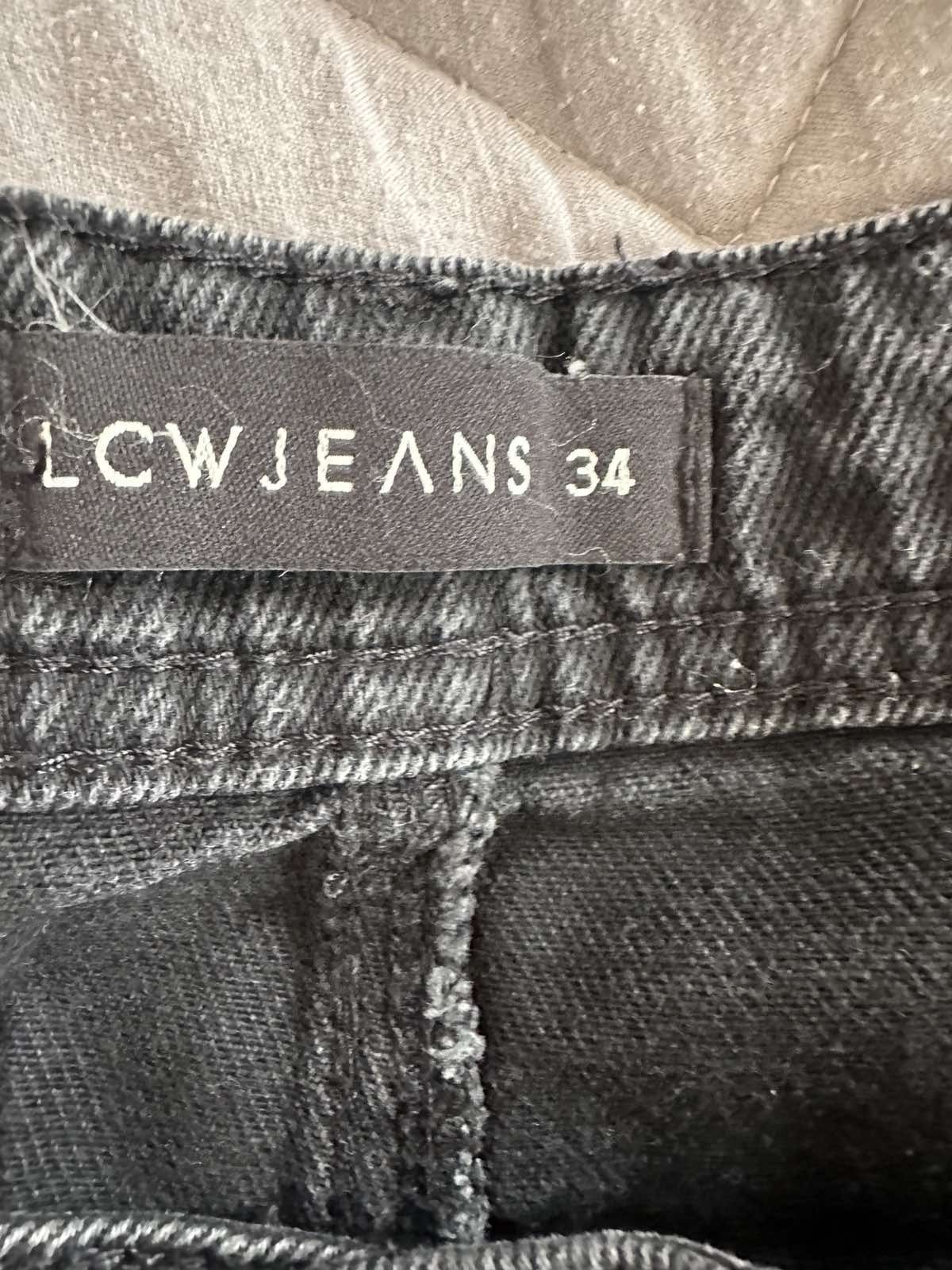 Шорти  жіночі  джинсові