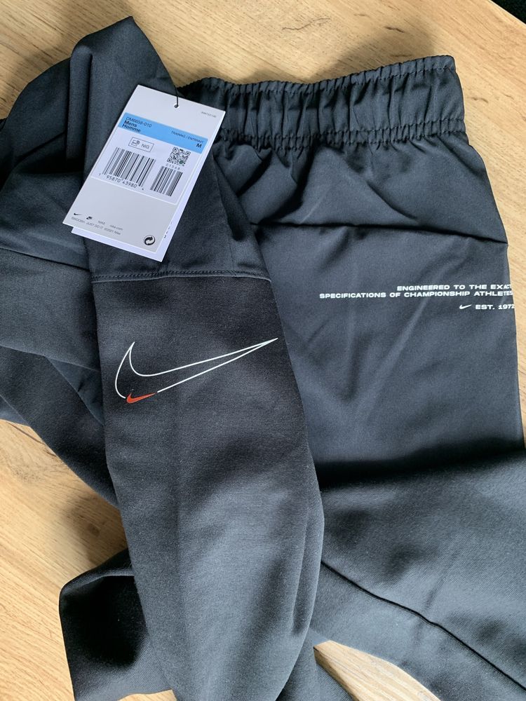 Spodnie sport Nike Dri Fit rozm M fit run