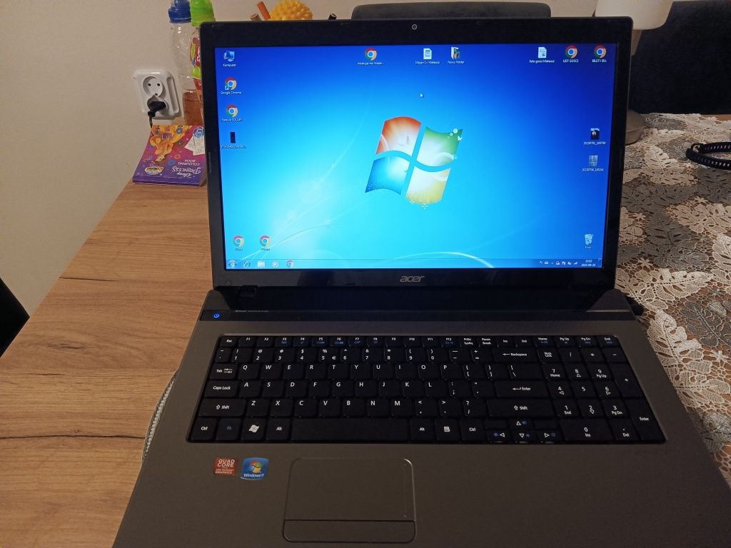 Laptop Acer ekran 17 Windows 10 plus Nowa Torba do laptopa