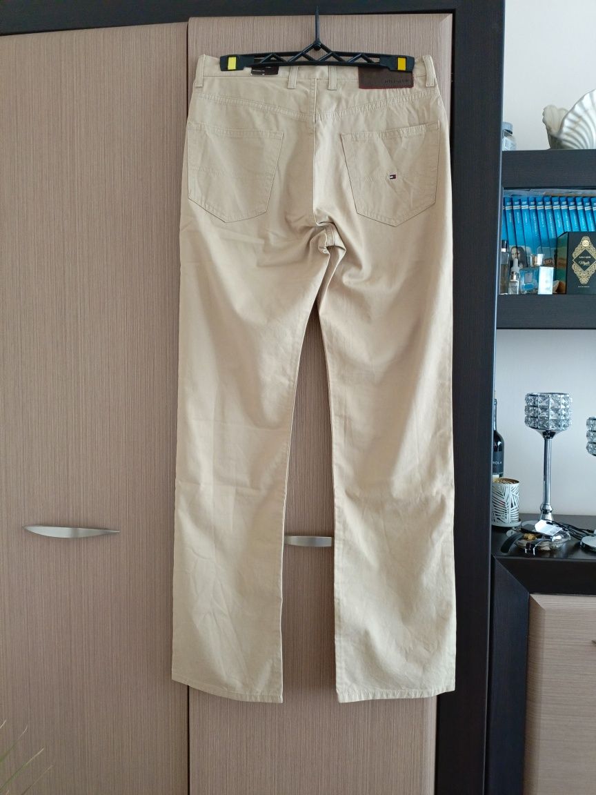 NOWE z metką! Oryginalne spodnie Chinos Tommy Hilfiger - beżowe (W30 L