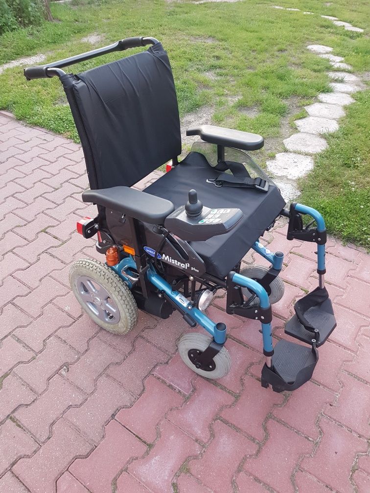 Wózek inwalidzki Invacare Mistral3 plus