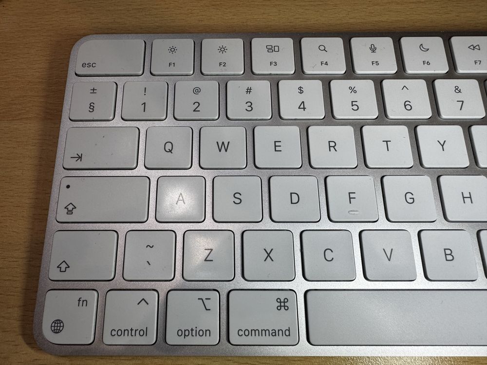 Apple magic mouse 2 + keyboard Touch ID