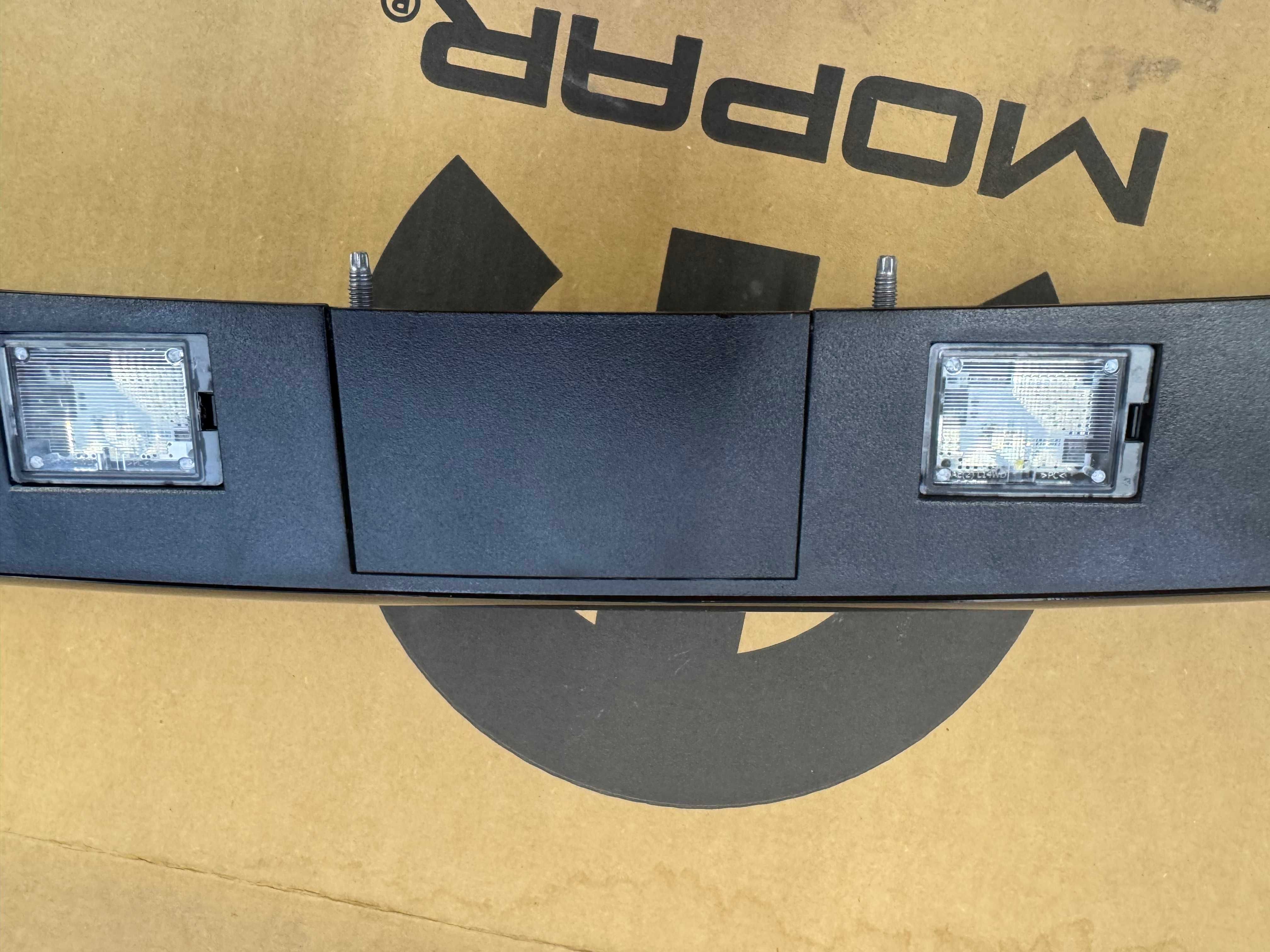 Nowa MOPAR Oryginał DODGE DURANGO 2014-25 Blenda