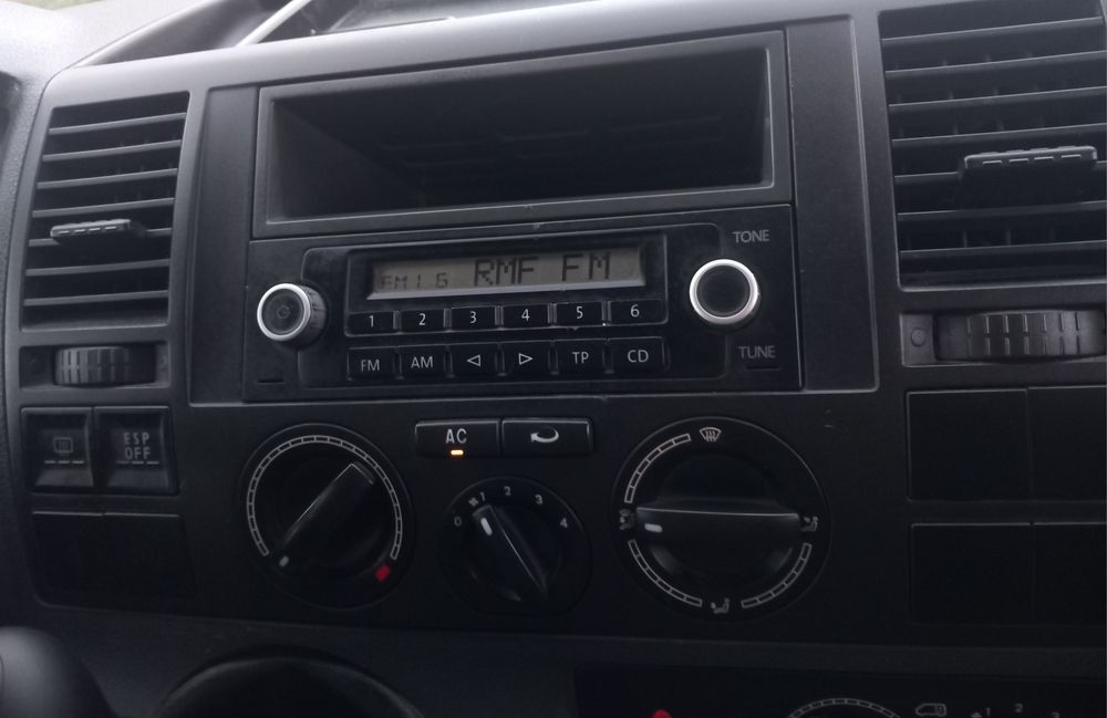 VW_Caravelle_T5_1.9 TD_9 Osob_Klima_Elektryka_Bez Korozji_OKAZJA