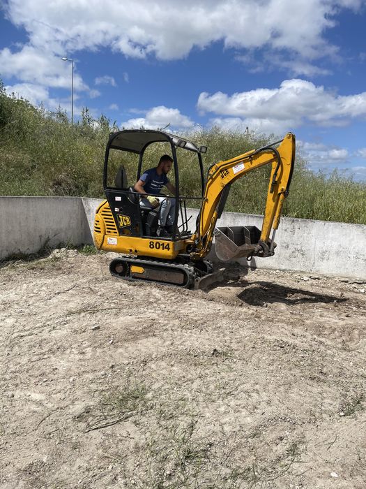Rocha paisagismo e construções.