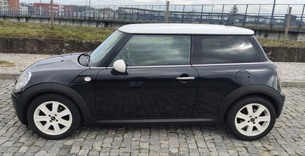 MINI COOPER D 1.6