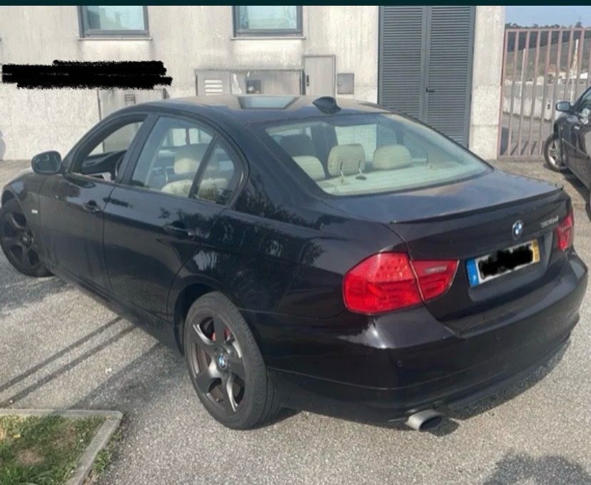 Vendo carro bem estimado