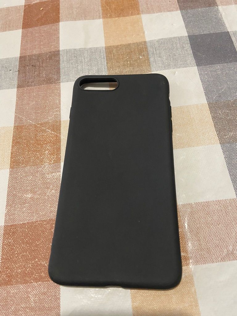 capa iPhone 7 Plus ou 8 Plus em cor preta