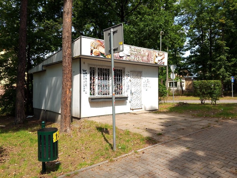 Lokal usługowy na sprzedaż lub wynajem