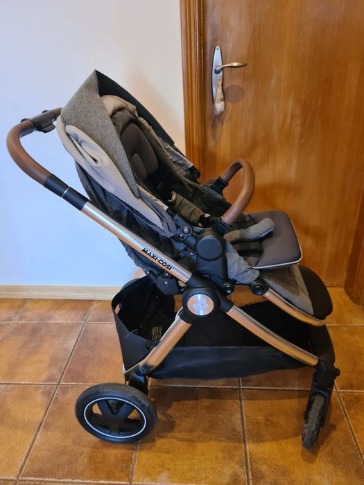 Carrinho bebé Maxi Cosi Adorra