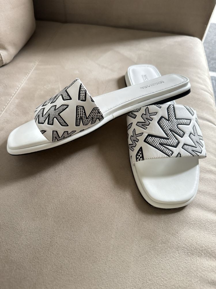 Шльопкі Michael Kors