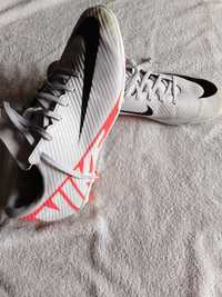 Chuteiras Nike Mercurial